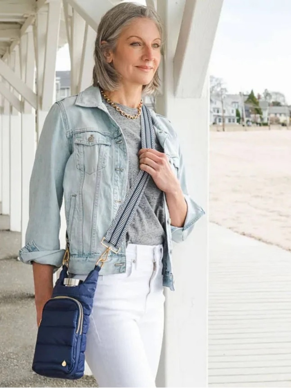 WanderFull Luxe Navy Puffer HydroBag Crossbody Water Bottle Bag